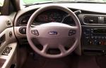 Ford Taurus 2000 года
